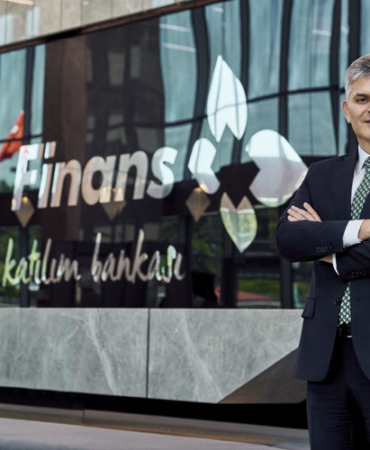 Murat Akşam Kimdir?