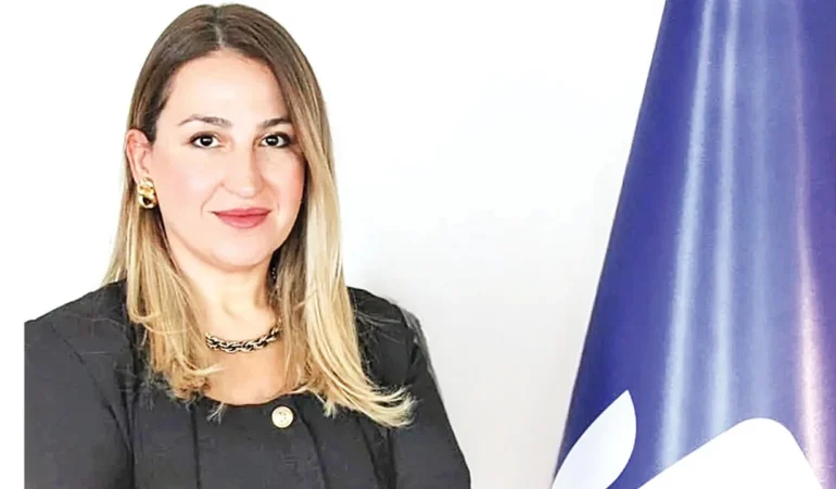 hande-hatunoglu-kurtulan-rntv_cover