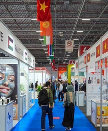 helal-ekonomisinin-kalbi-istanbulda-atti-h1764222866-2bd3f8