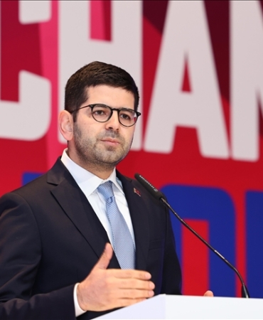 thumbs_b_c_9950fabde18c9d620c63891ca83b7f8e