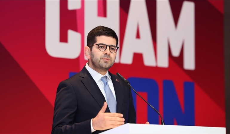 thumbs_b_c_9950fabde18c9d620c63891ca83b7f8e