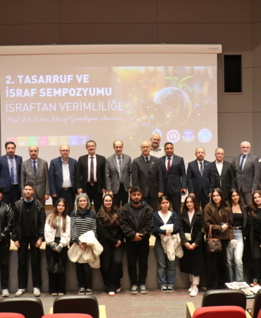 1766211460_2._Oturum_Toplu_Foto__raf