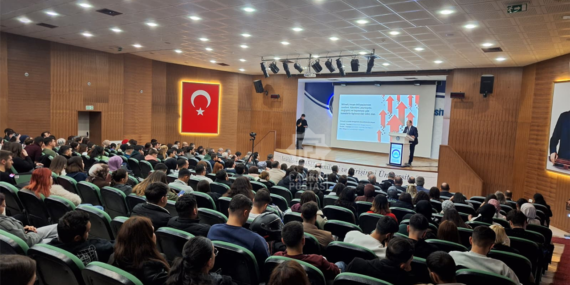 Ziraat Katılım Genel Müdürü Özdemir, ÇAKÜ’de Öğrencilerle Buluştu