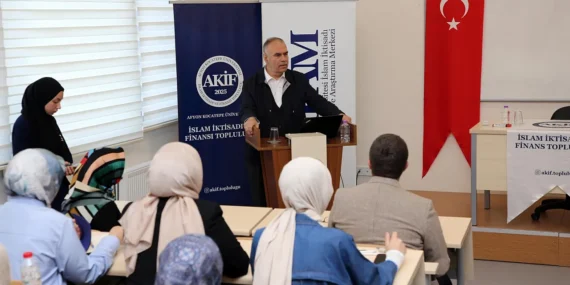 Afyon’da İslam Ekonomisi Tartışıldı