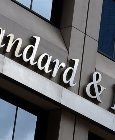 standard-poors-6ziy_cover