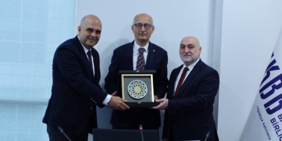 TBB ve TKBB’den Kurumsal Sürdürülebilirlik Raporlama Sertifikasyon Eğitimi